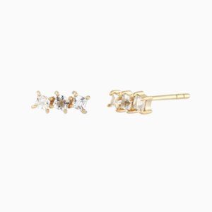 Mejuri 14k Gold Topaz Bar Studs